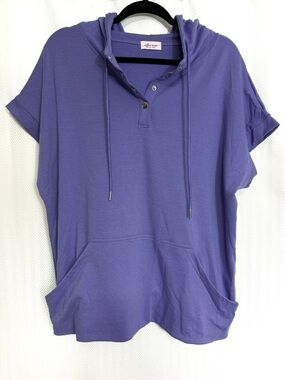 Ashlee Marie Boutique Short Sleeve Hooded Pullover Top Size XL